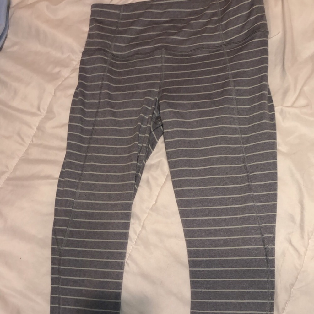 ATHELTA LEGGINGS